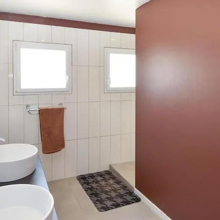 Holiday home Stunning In With Swimming Pool *